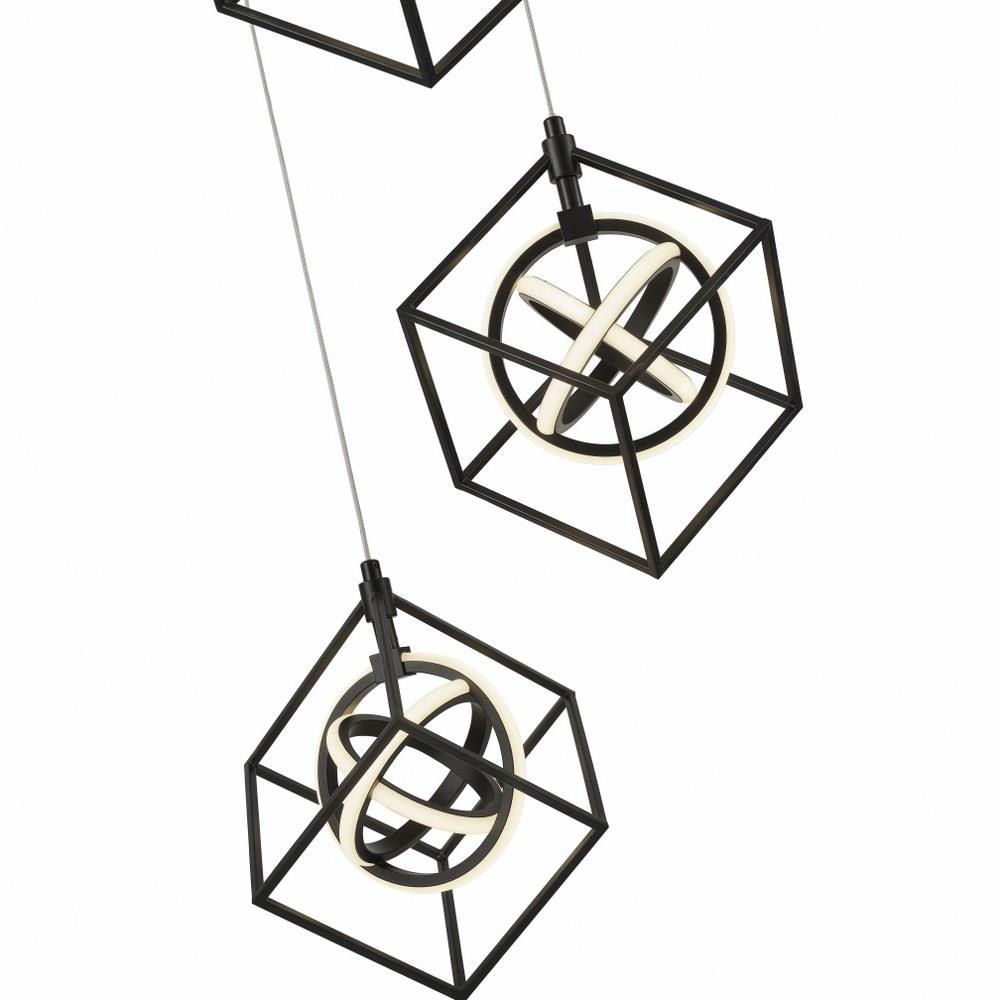 AC1013
