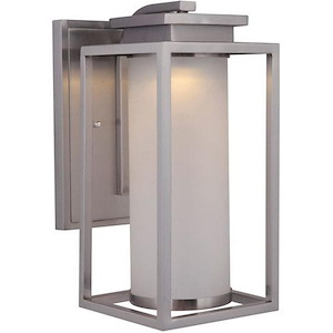 Vailridge - 8W 1 LED Outdoor Small Wall Lantern in Transitional Style - 5.88 inches wide by 12.25 inches high