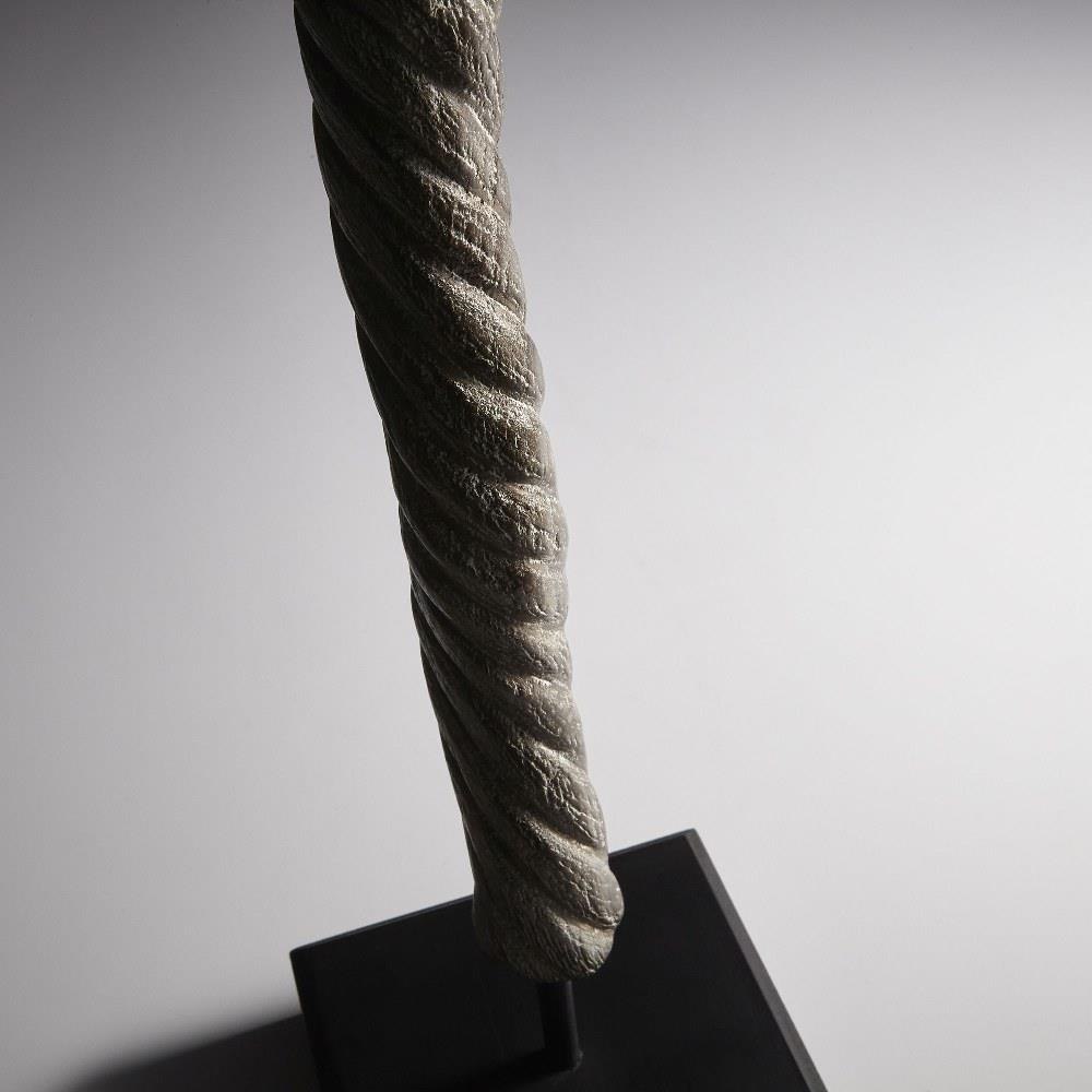 10136