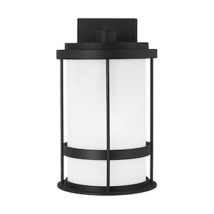 Sea Gull Lighting-Wilburn-1 Light Medium Outdoor Wall Lantern-8 Inch wide by 13.5 Inch high - 1002205