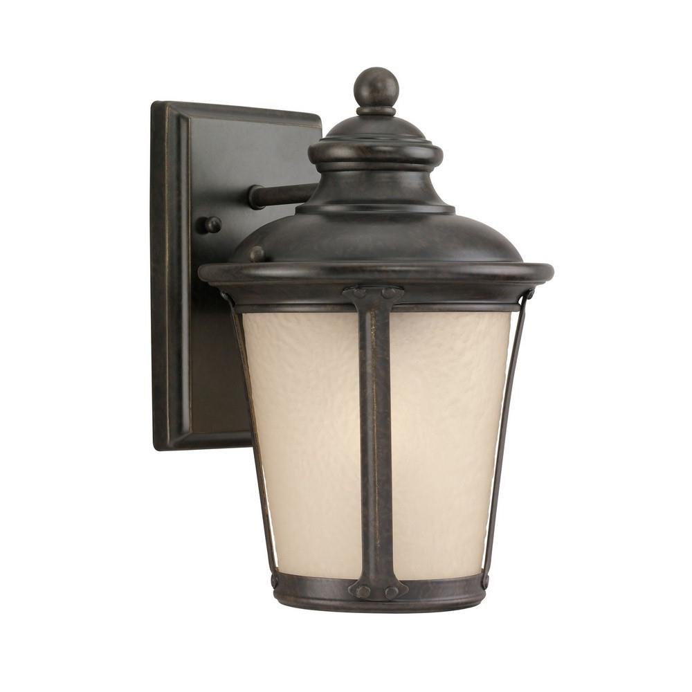 Generation Lighting 88240 Sea Gull Lighting-Cape May-1 Light Small  Outdoor Wall Lantern in Traditional Style-7 Inch wide by 10.5 Inch high
