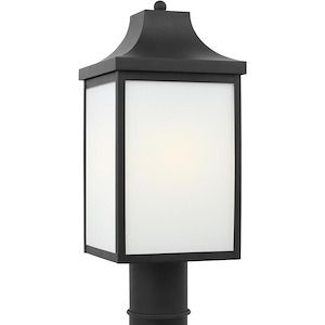Saybrook - 1 Light Medium Post Lantern In Traditional Style-20.25 Inches Tall and 8.5 Inches Wide - 1326571