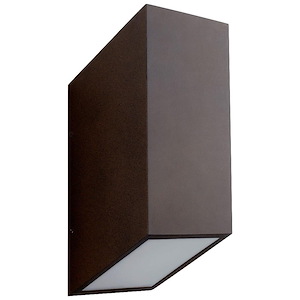 Crescent - 14 Inch 10.5W 120V 1 LED Wall Sconce - 1225693
