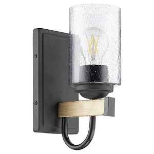 Pepper Glass - 1 Light Wall Mount